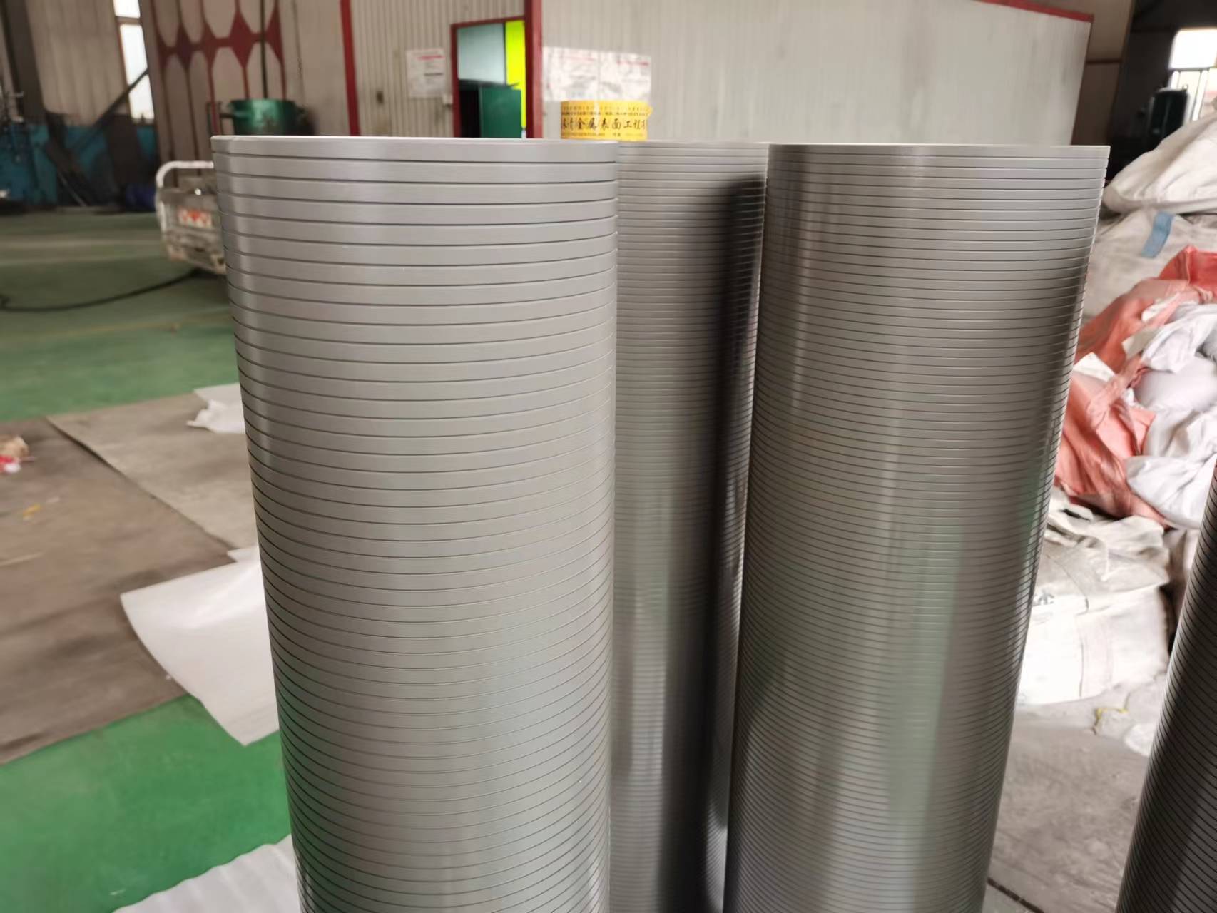 Pulvérisation supersonique en rouleaux multi-sections pour renforcer la résistance à la corrosion et à l'usure